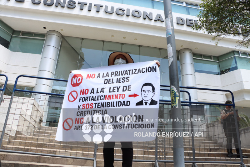 JUBILADOS CORTE CONSTITUCIONAL