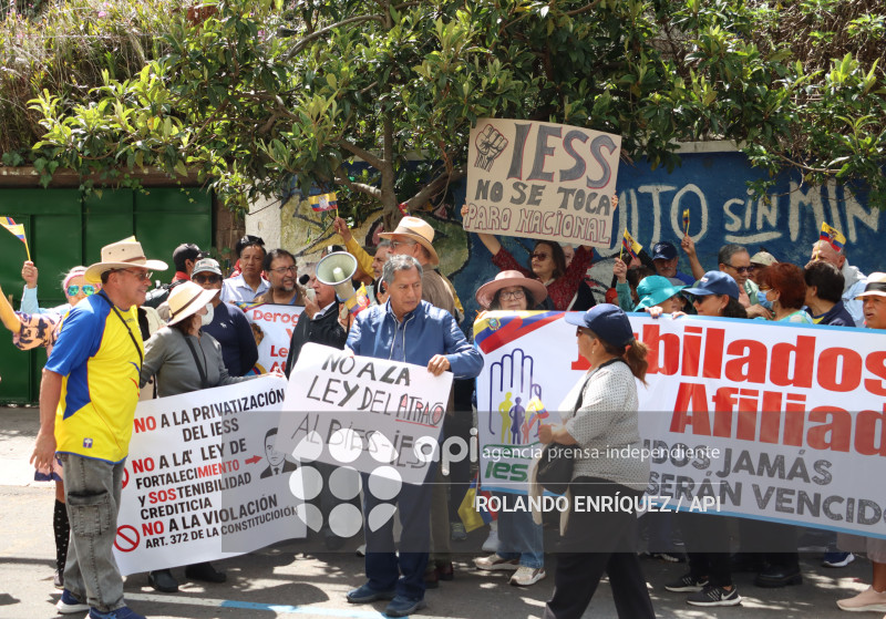 JUBILADOS CORTE CONSTITUCIONAL