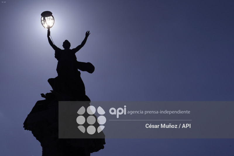 GYE-COLUMNA PROCERES