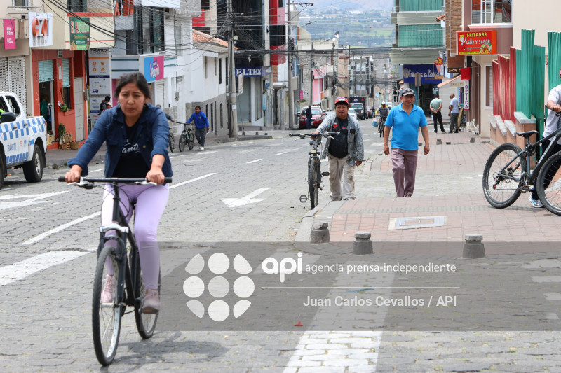 ATUNTAQUI-ANTONIO ANTE-PARO NACIONAL-MANIFESTACIONES-COMERCIO