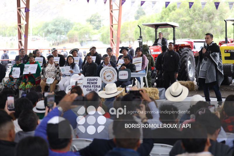 CUENCA-PRESIDENTE DANIEL NOBOA-AGRICULTURA