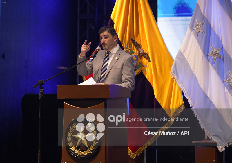 GYE-SESION SOLEMNE-AQUILES