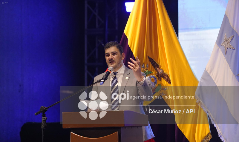 GYE-SESION SOLEMNE-AQUILES