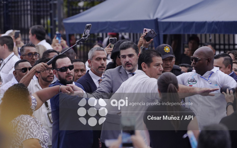 GYE-SESION SOLEMNE-AQUILES