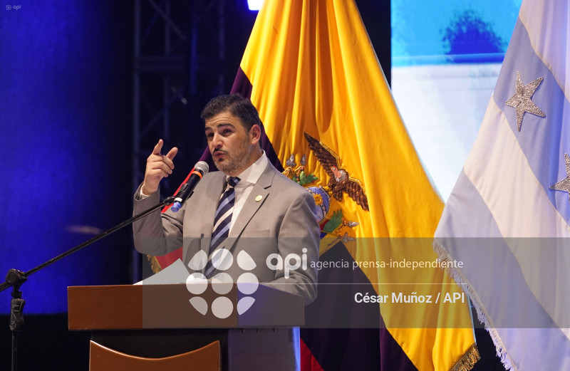 GYE-SESION SOLEMNE-AQUILES