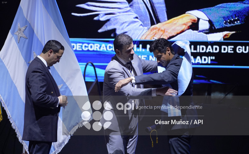 GYE-SESION SOLEMNE-AQUILES