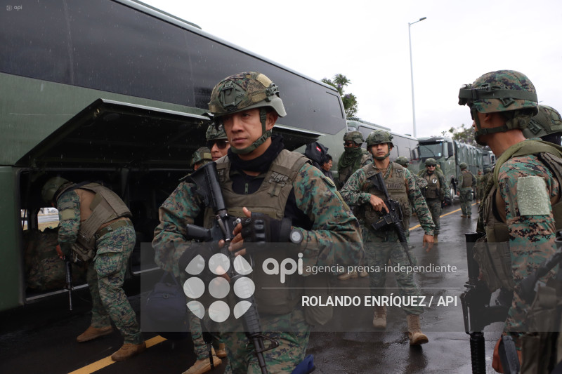 LLEGADA REFUERZOS MILITARES A QUITO