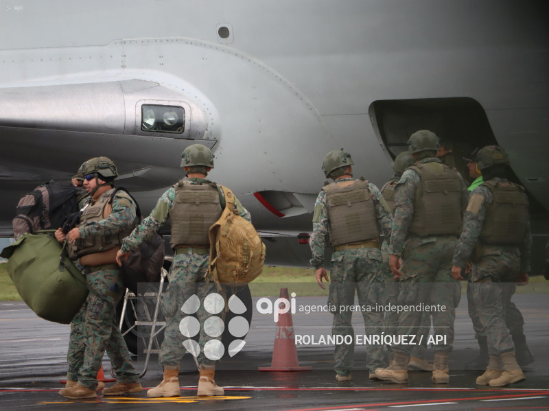 LLEGADA REFUERZOS MILITARES A QUITO