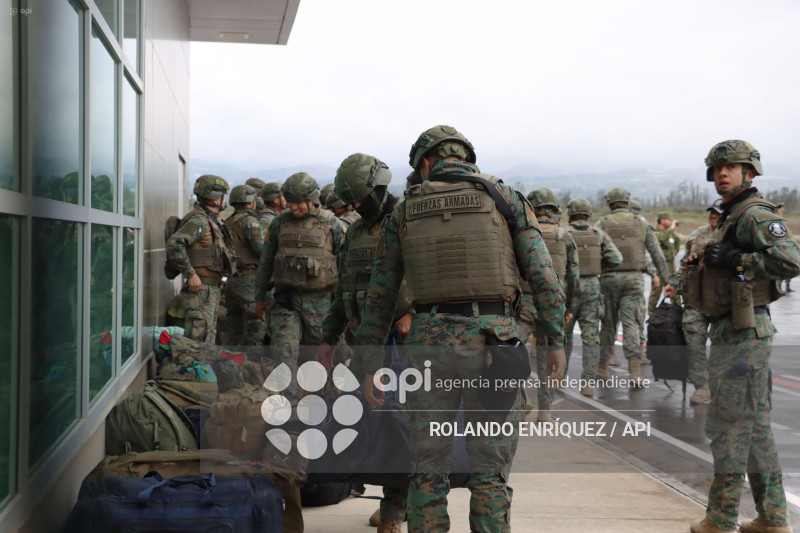 LLEGADA REFUERZOS MILITARES A QUITO