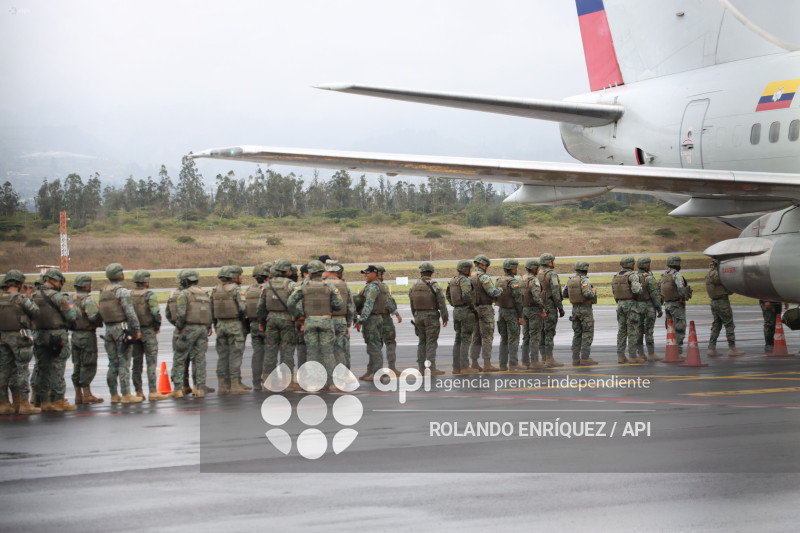 LLEGADA REFUERZOS MILITARES A QUITO