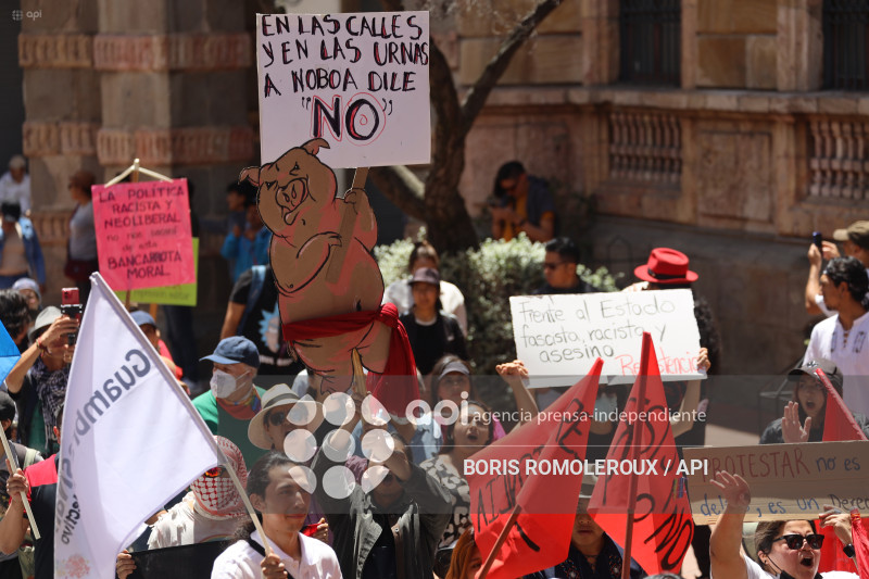 CUENCA-MARCHA CONTRA GOBIERNO