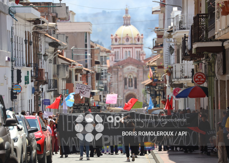 CUENCA-MARCHA CONTRA GOBIERNO