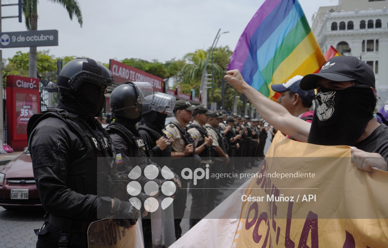 GYE-MARCHA CONTRA NOBOA