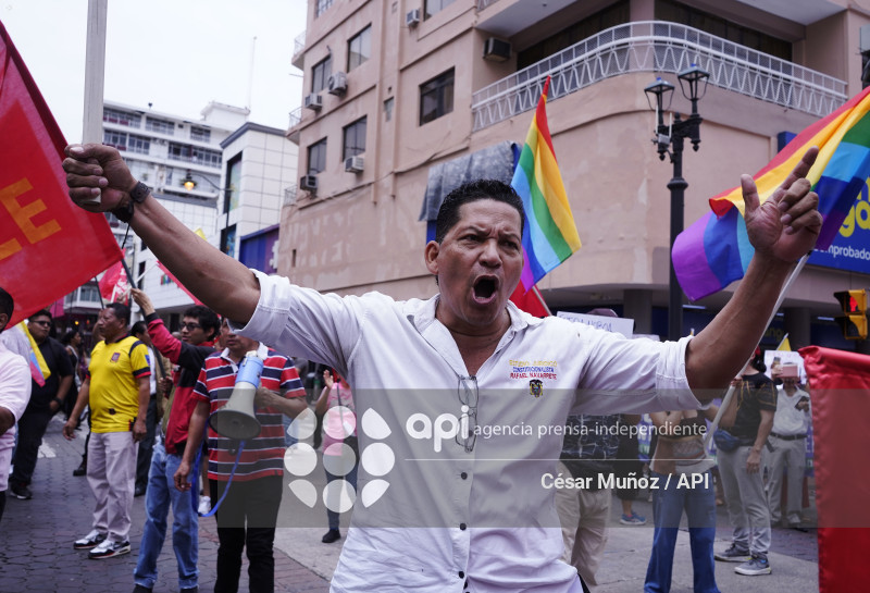 GYE-MARCHA CONTRA NOBOA