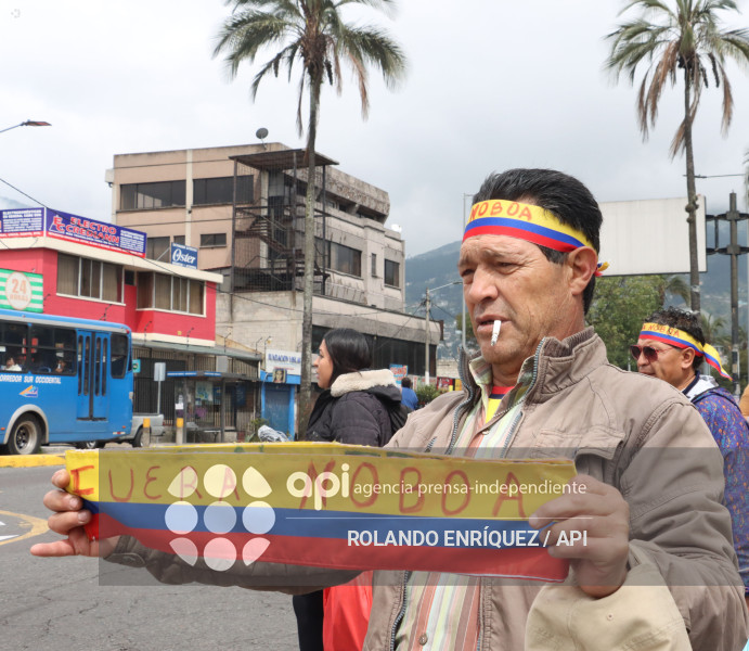 UIO MARCHA  MOVIMIENTOS SOCIALES