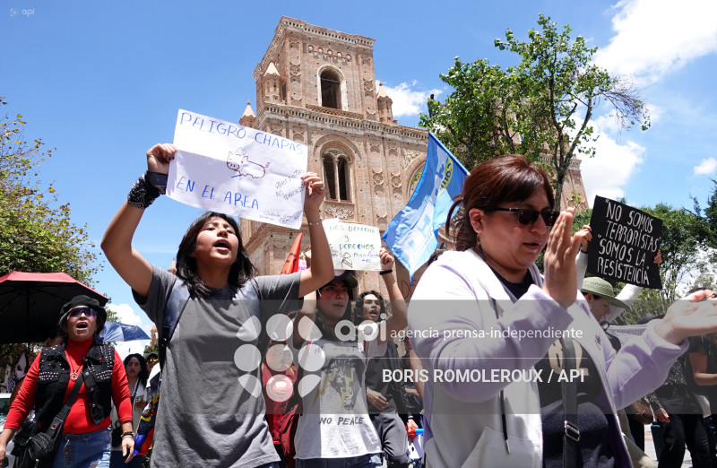 CUENCA-MARCHA CONTRA GOBIERNO