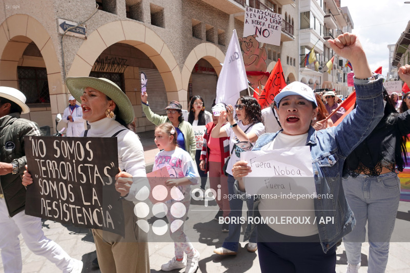 CUENCA-MARCHA CONTRA GOBIERNO