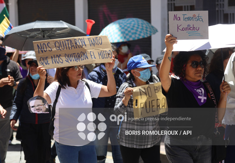 CUENCA-MARCHA CONTRA GOBIERNO