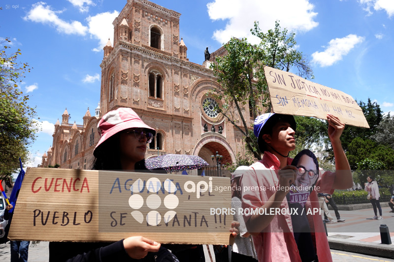 CUENCA-MARCHA CONTRA GOBIERNO
