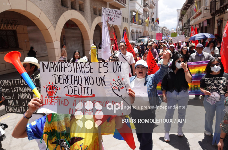 CUENCA-MARCHA CONTRA GOBIERNO