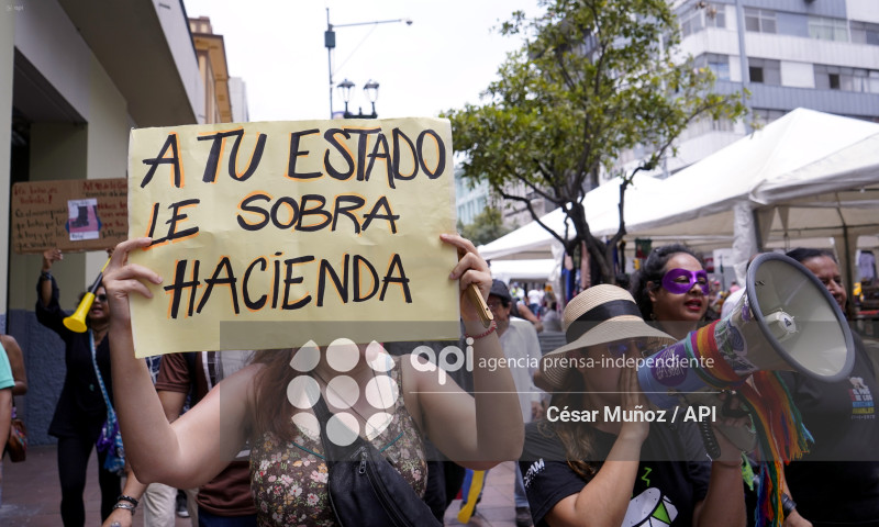 GYE-MARCHA CONTRA NOBOA