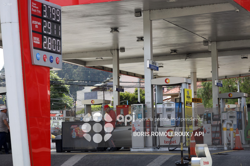 CUENCA-NUEVO PRECIO-GASOLINA EXTRA-ECOPAIS