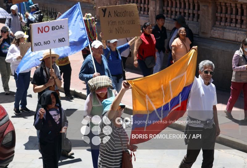 CUENCA-MARCHA CONTRA GOBIERNO