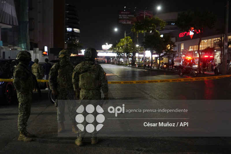 GYE-EXPLOSION CAMIONETA