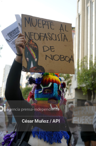 GYE-MARCHA CONTRA NOBOA