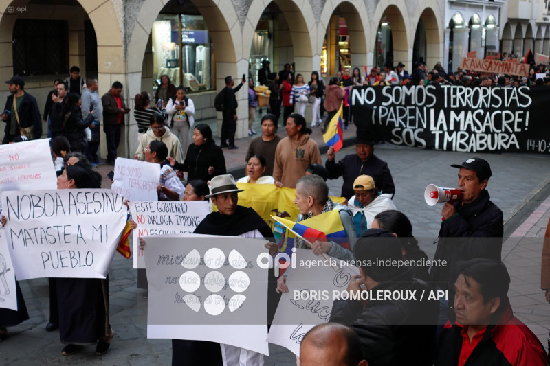 CUENCA-MARCHA CONTRA GOBIERNO DE NOBOA