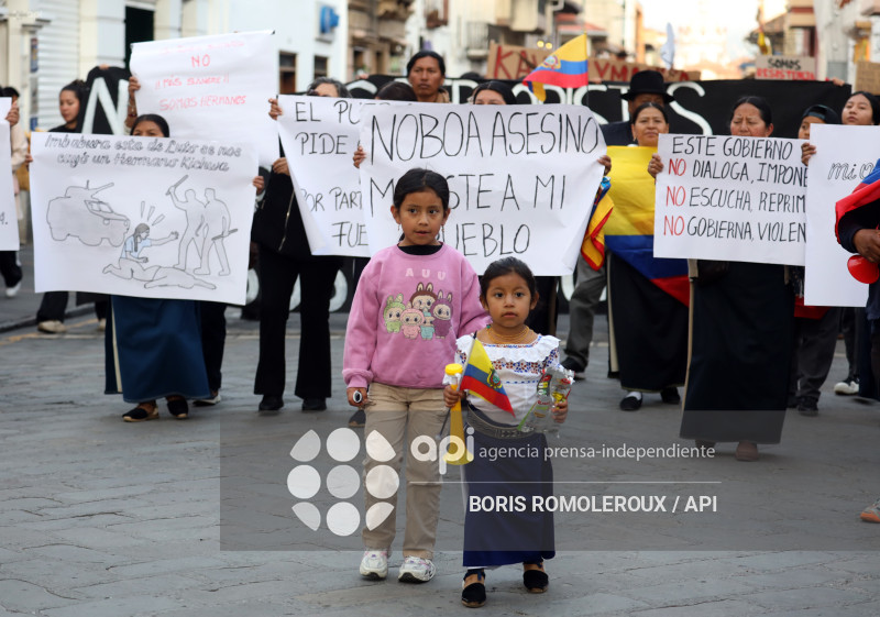 CUENCA-MARCHA CONTRA GOBIERNO DE NOBOA