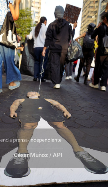 GYE-MARCHA CONTRA NOBOA