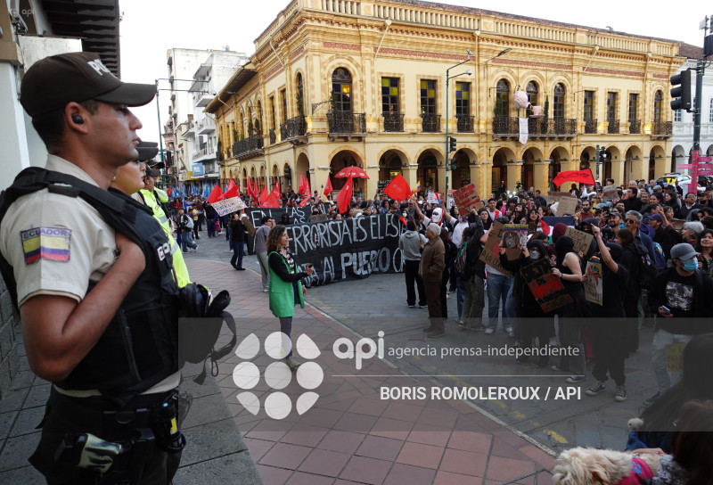 CUENCA-MARCHA CONTRA GOBIERNO DE NOBOA