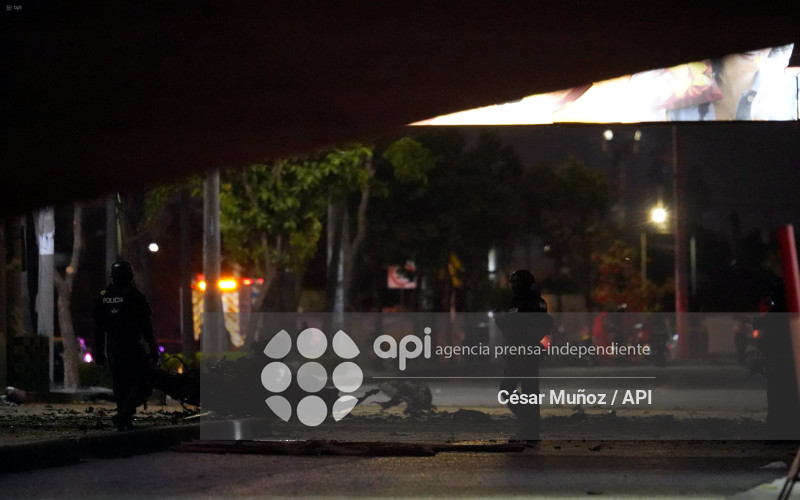 GYE-EXPLOSION CAMIONETA