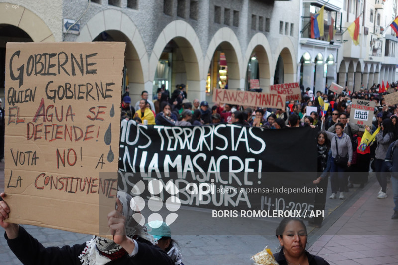 CUENCA-MARCHA CONTRA GOBIERNO DE NOBOA