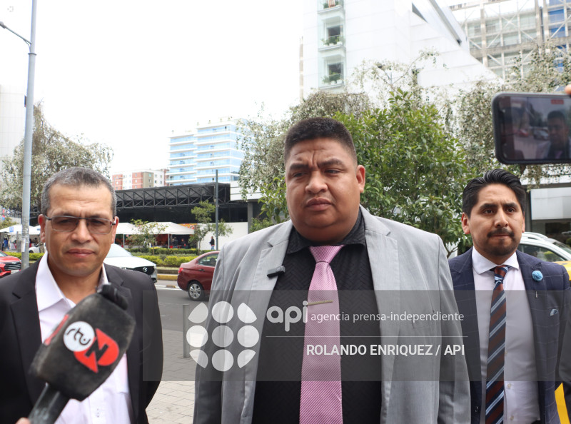 ABOGADOS AUDIENCIA 12 DE OTAVALO