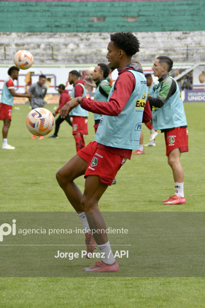 FBL LIGA ECUABET MUSHUC RUNA VINO TINTO