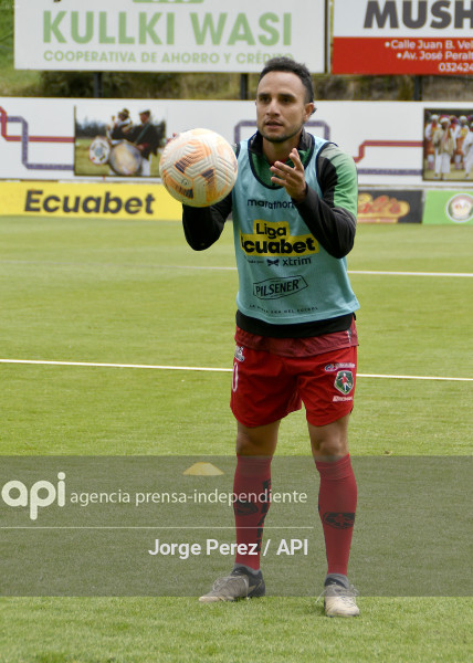 FBL LIGA ECUABET MUSHUC RUNA VINO TINTO