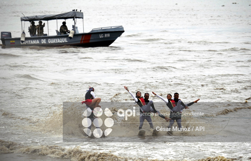 GYE-SHOW PIRATAS DEL GUAYAS