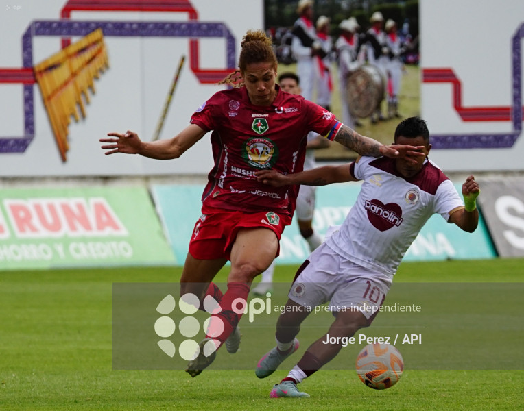 FBL LIGA ECUABET MUSHUC RUNA VINO TINTO