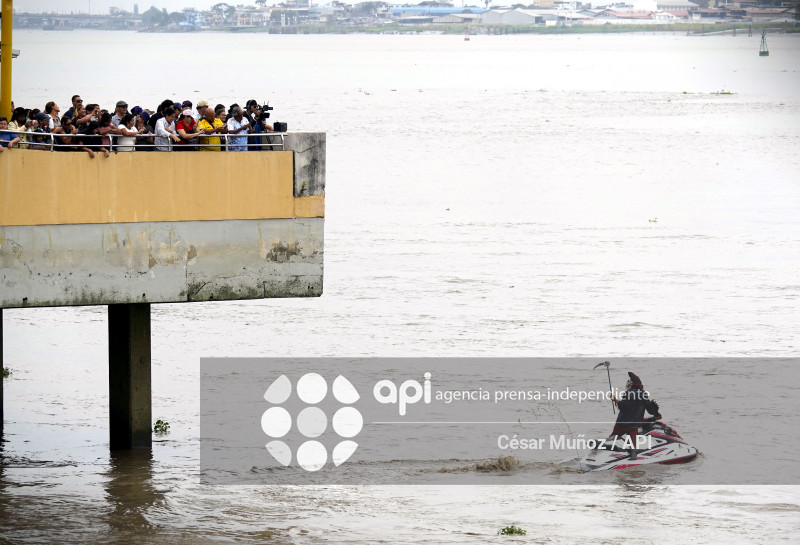 GYE-SHOW PIRATAS DEL GUAYAS