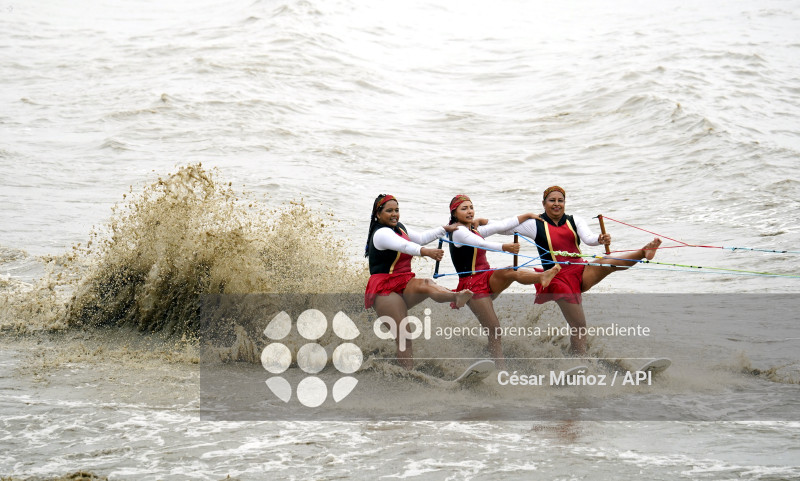 GYE-SHOW PIRATAS DEL GUAYAS