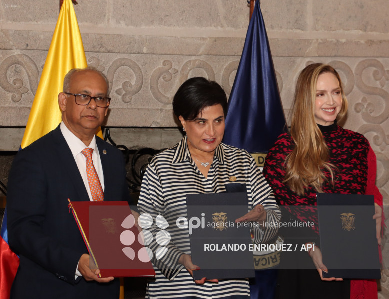 FIRMA ACUERDOS ECUADOR OEA