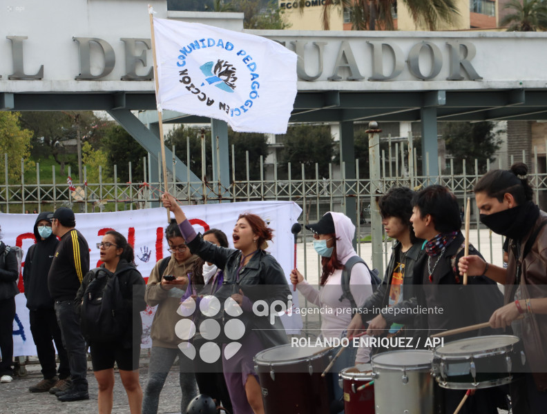 MARCHA UNIVERSIDAD CENTRAL
