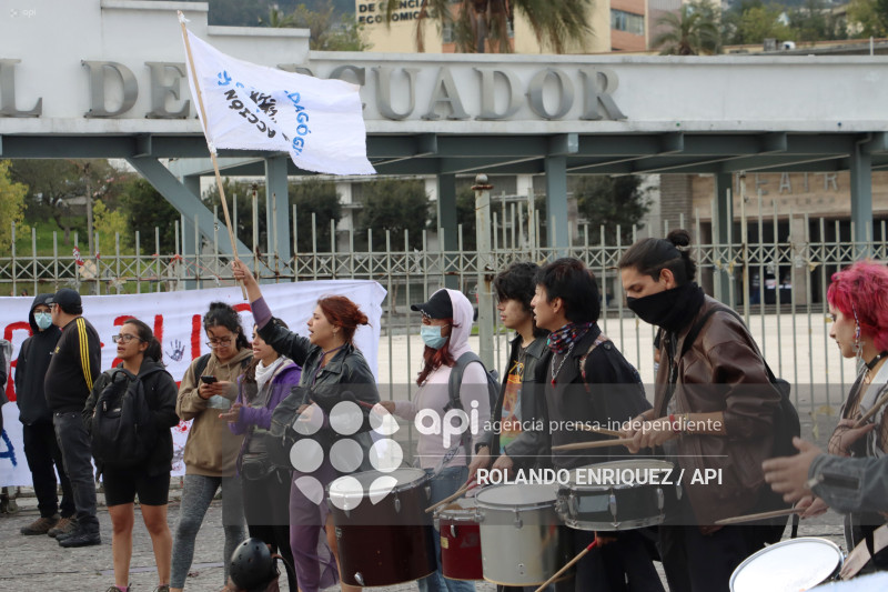 MARCHA UNIVERSIDAD CENTRAL