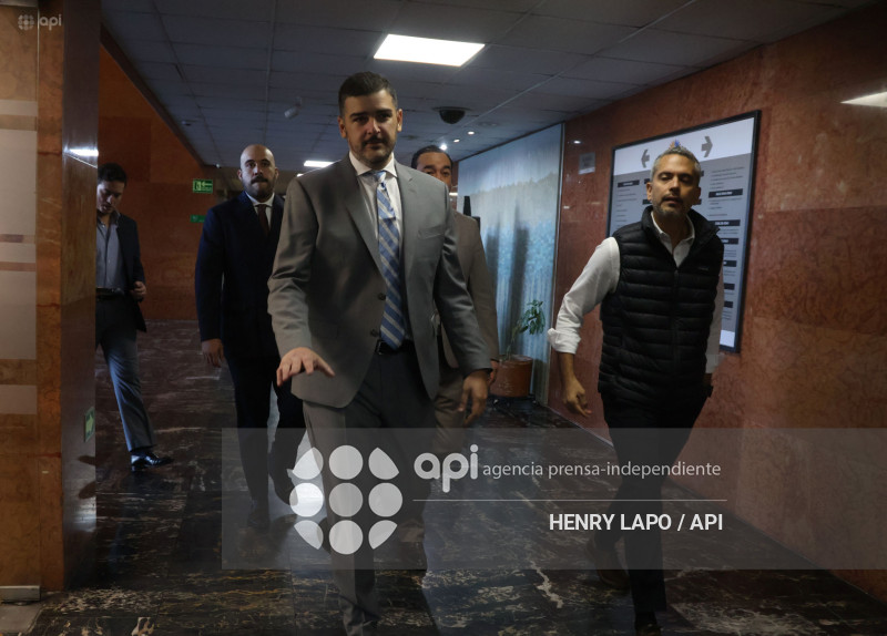 ALCALDE DE GUAYAQUIL COMPARECE ASAMBLEA