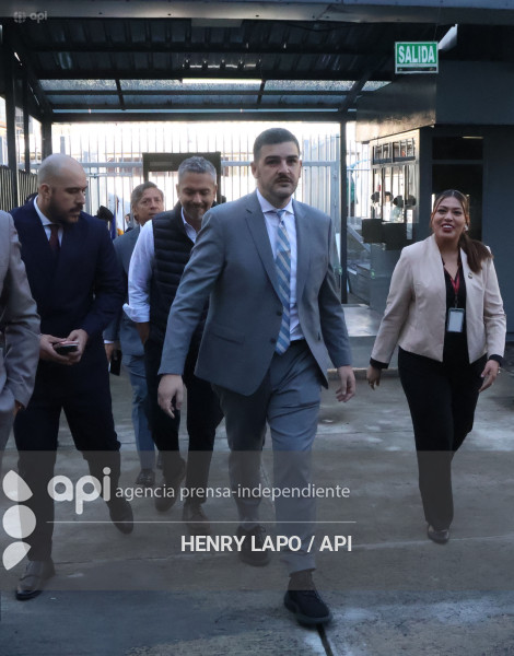 ALCALDE DE GUAYAQUIL COMPARECE ASAMBLEA