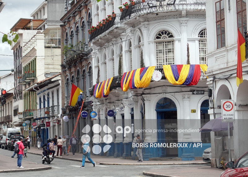 CUENCA-EMBANDERAMIENTO-FIESTAS CUENCA