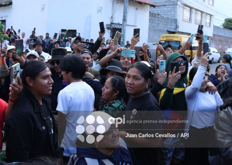 IMBABURA-PARO NACIONAL-DETENIDOS-DIESEL-OTAVALO-CUARTEL DE POLICIA