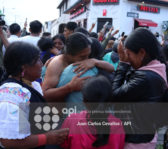 IMBABURA-PARO NACIONAL-DETENIDOS-DIESEL-OTAVALO-CUARTEL DE POLICIA